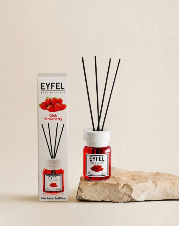 Eyfel-Zapach Domowy 120 ml - Truskawka